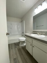 249 McAuliffe Ave in Emmett, ID - Building Photo - Building Photo