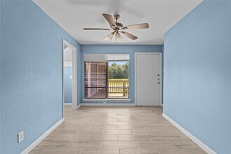 7316 Overton St in Hitchcock, TX - Foto de edificio - Building Photo