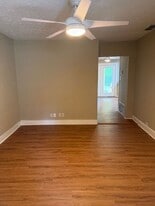 2821 Stone Rd in Kilgore, TX - Building Photo