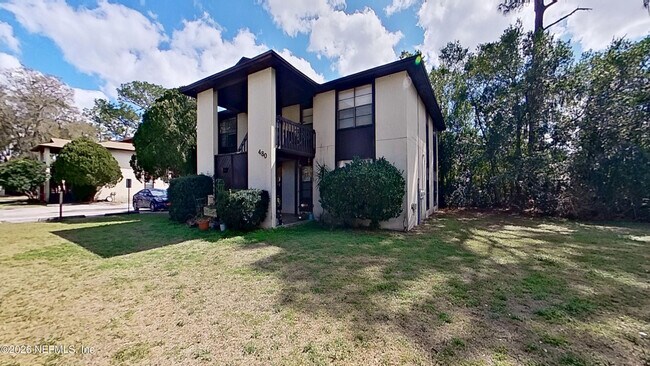 property at 480 Bentwood Ln