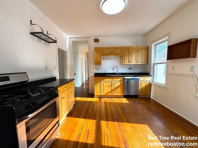 67 Washburn Ave in Cambridge, MA - Building Photo - Building Photo