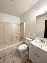 101 Pine Ave in Gentry, AR - Building Photo - Building Photo