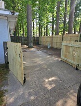 703 S Rosemont Rd in Virginia Beach, VA - Building Photo - Building Photo