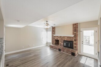 15092 E Chenango Ave in Aurora, CO - Building Photo - Building Photo