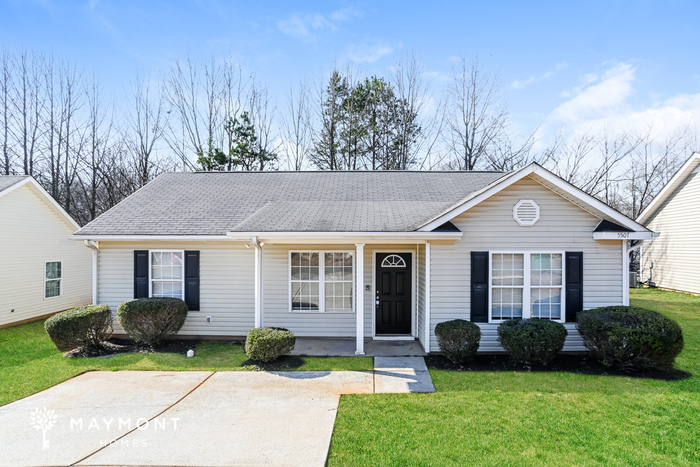 5507 Morning Breeze Ln in Charlotte, NC - Building Photo