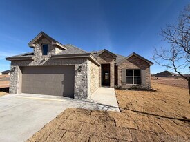 406 Essex Ln in Wolfforth, TX - Building Photo