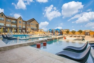 The Jade at Frisco in Frisco, TX - Foto de edificio - Building Photo