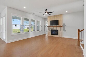 6510 Wallace Farms Dr in Cumming, GA - Building Photo - Building Photo