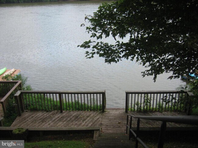 165 Natalie Ln in Harpers Ferry, WV - Building Photo - Building Photo