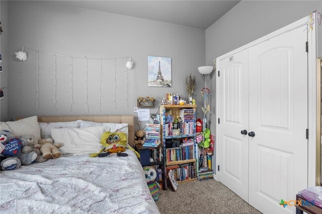 property at 2124 Blackhawk Lp