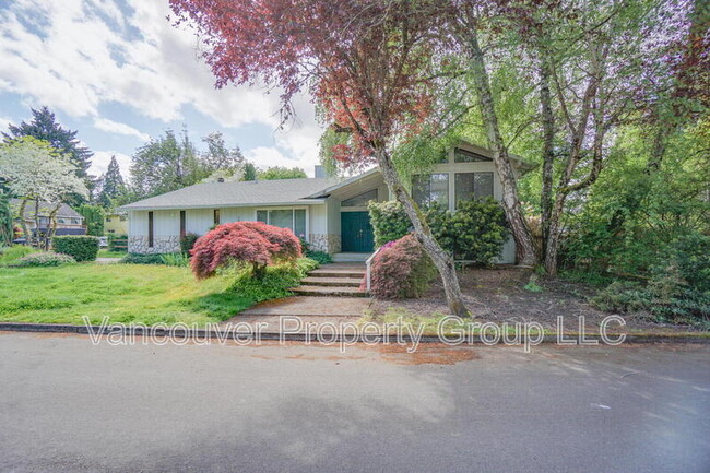 property at 7003 NW Dogwood Dr