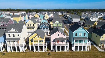 Cape Cottages in Leland, NC - Building Photo