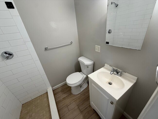 4 Kingsley Terrace in Lynn, MA - Building Photo - Building Photo