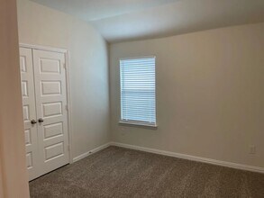 5405 Fairdale Dr in Denton, TX - Building Photo - Building Photo