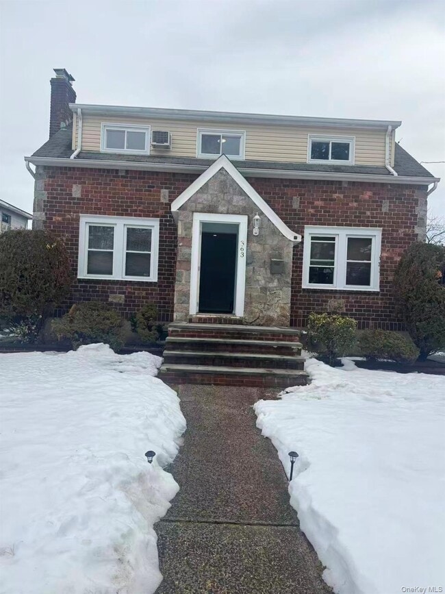 property at 363 Clarendon Rd