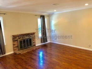 1804 Elkwood Dr in Concord, CA - Building Photo - Building Photo
