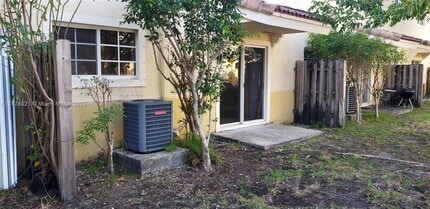 14116 SW 260th St in Homestead, FL - Building Photo - Building Photo