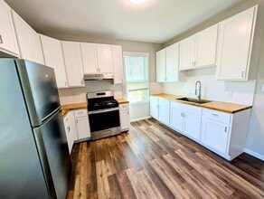 328 N G St in Oskaloosa, IA - Building Photo - Building Photo