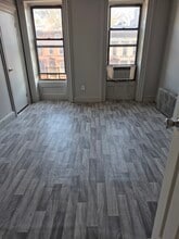179 Hart St, Unit 2 bedroom in Brooklyn, NY - Foto de edificio - Building Photo
