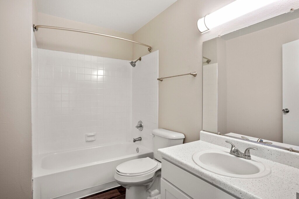 Hilltop View Apartments in Thornton, CO