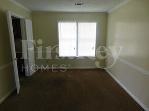 2428 Green Glen Dr, Unit 08-308 in Memphis, TN - Building Photo - Building Photo