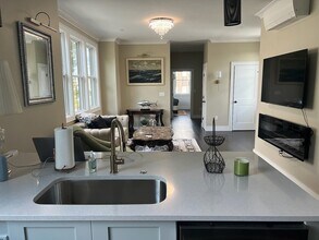 19 Suffolk St in Chelsea, MA - Building Photo - Building Photo