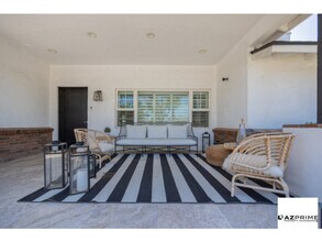5101 E Osborn Rd in Phoenix, AZ - Building Photo - Building Photo