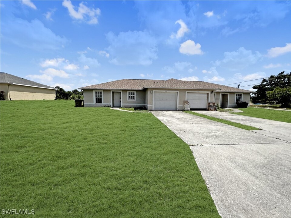 4502 28th St SW in Lehigh Acres, FL - Building Photo