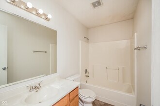 5378 Milhouse Rd in Indianapolis, IN - Building Photo - Building Photo