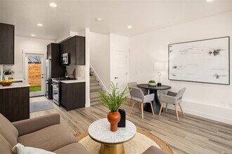 5547 S Morgan St in Seattle, WA - Building Photo - Building Photo