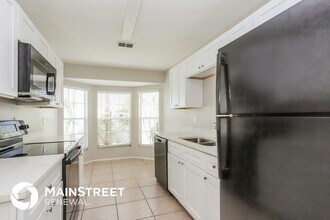 3945 37th St Ct W in Bradenton, FL - Foto de edificio - Building Photo