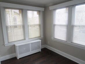241-25-225 Newhall Ave in Queens, NY - Building Photo - Building Photo