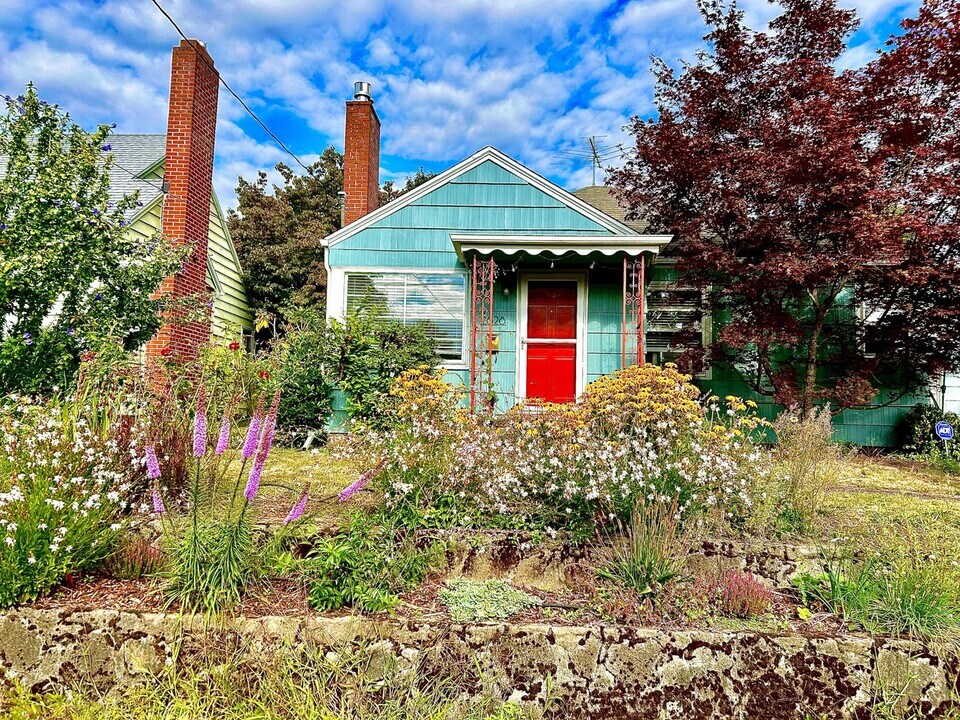 2828 SE 59th Ave in Portland, OR - Building Photo