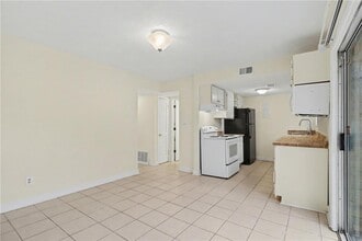 1150 Rankin St in Stone Mountain, GA - Foto de edificio - Building Photo