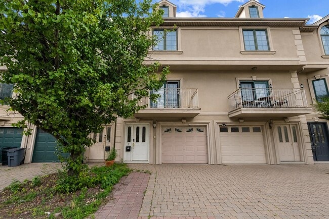 property at 9 Hackensack Plank Rd