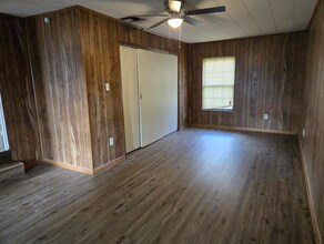 912 S Gordon St in Bryan, TX - Building Photo - Building Photo