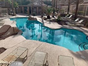 10552 Pine Pointe Ave in Las Vegas, NV - Building Photo - Building Photo