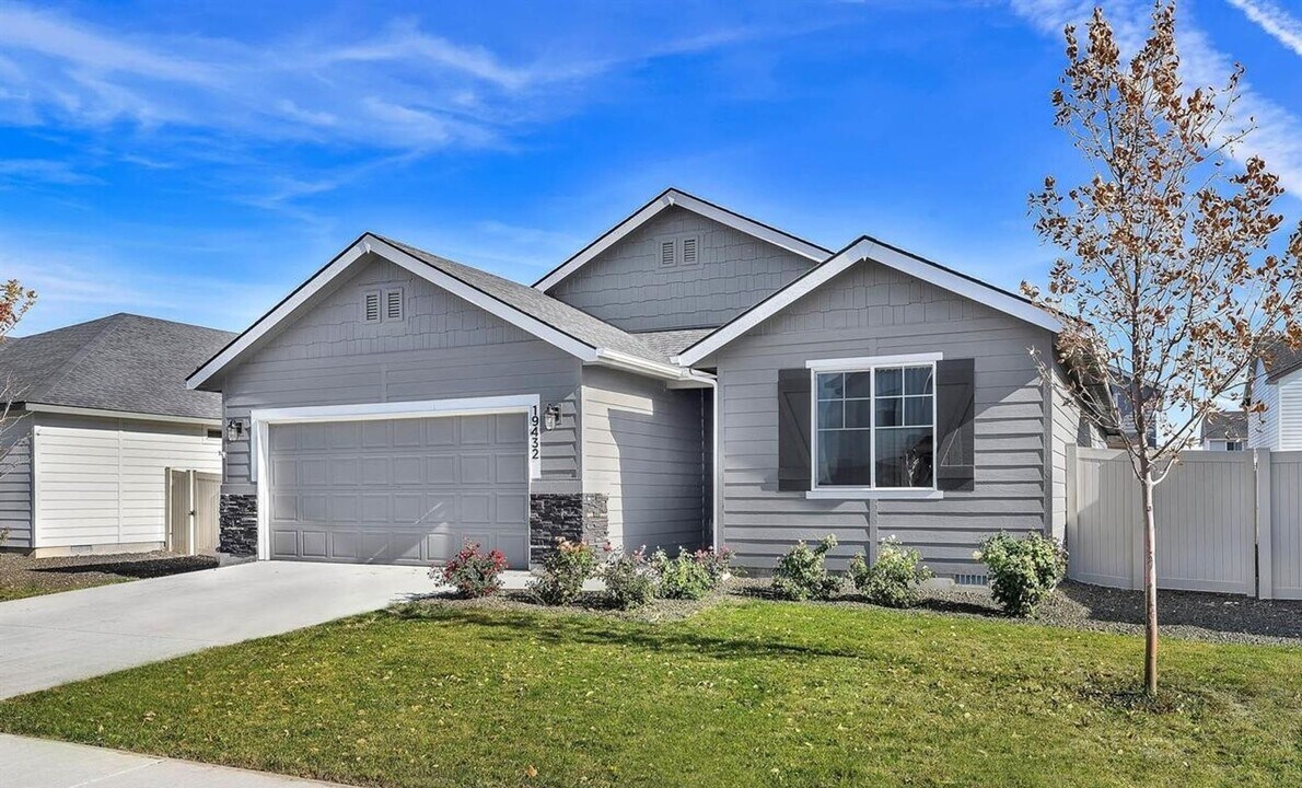 19432 Susquehanna Wy in Caldwell, ID - Building Photo