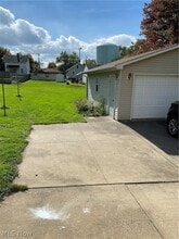 665 Devitt Ave in Campbell, OH - Building Photo - Building Photo