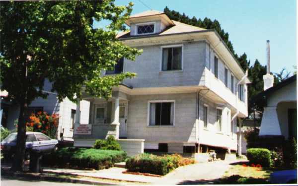 2413-2415 McKinley Ave in Berkeley, CA - Building Photo - Building Photo