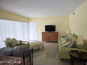 250 N Banana River Dr, Unit J16 in Merritt Island, FL - Building Photo - Building Photo