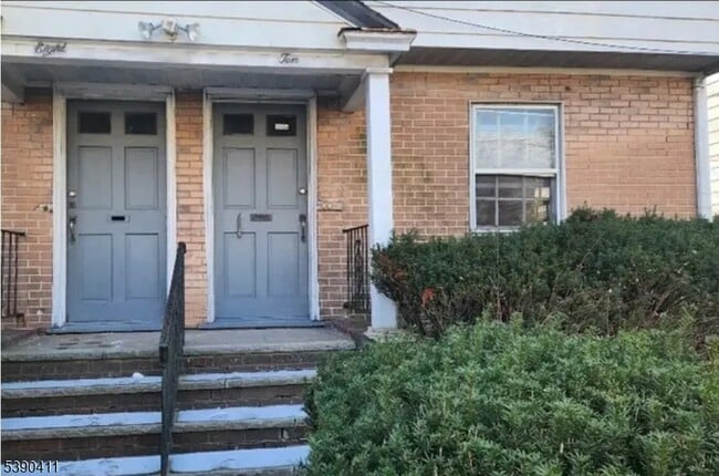 property at 10 McGotty Pl