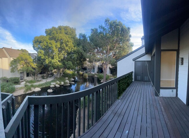 property at 2534 W MacArthur Blvd