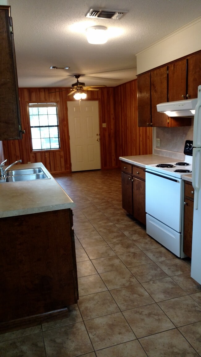 105 Debra Ln, Unit 105 in Ruston, LA - Building Photo - Building Photo