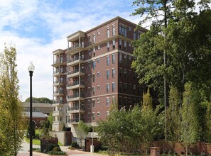 Camden Paces in Atlanta, GA - Building Photo - Building Photo