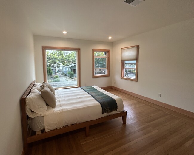 property at 1337 Hearst Ave