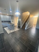 6765 Sutton Oaks Way in Gainesville, VA - Building Photo - Building Photo