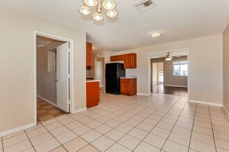 1544 E Clover in Mesa, AZ - Building Photo - Building Photo