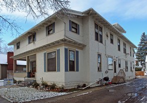 917 N 7th St Apartments