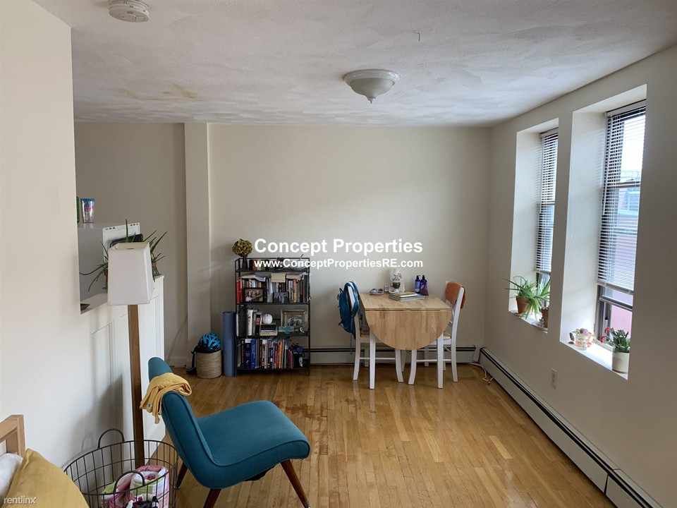 340 North St-Unit -Apt 9 in Boston, MA - Building Photo